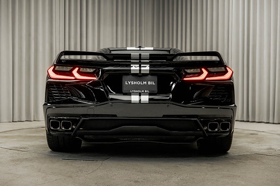 Chevrolet Corvette 18 of 30