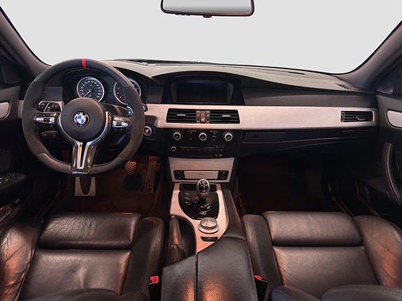 BMW M5 15 of 19