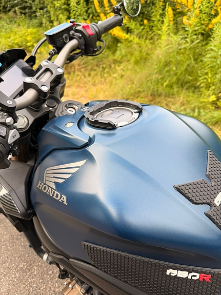 Honda CBR 650 R 9 of 10
