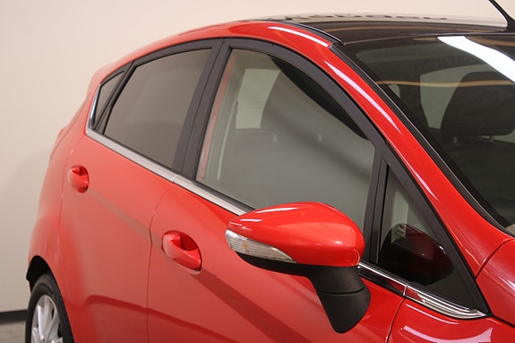 Ford Fiesta 11 of 30