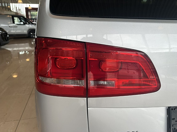 Volkswagen Touran 11 of 30