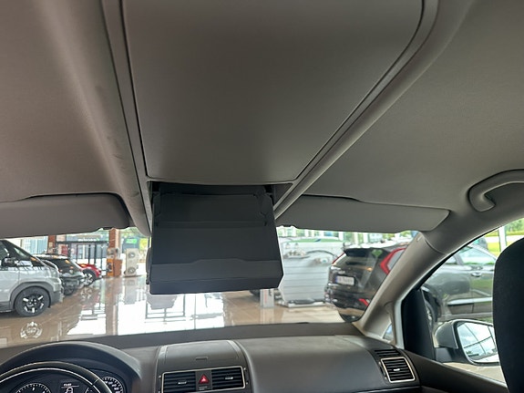Volkswagen Touran 22 of 30