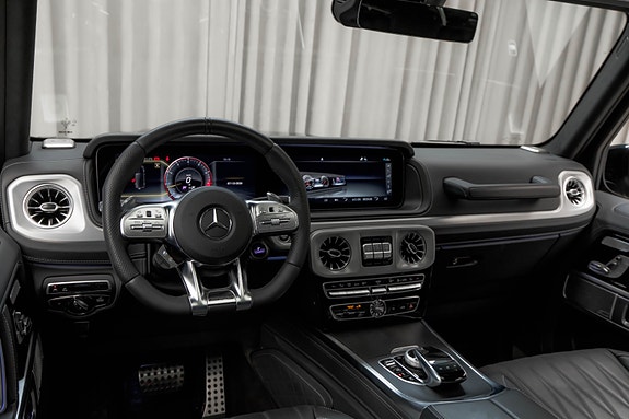 Mercedes-Benz G63 28 of 30