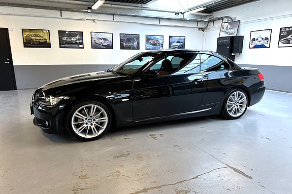 BMW 320i 30 of 30