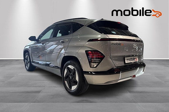 Hyundai Kona 21 of 24