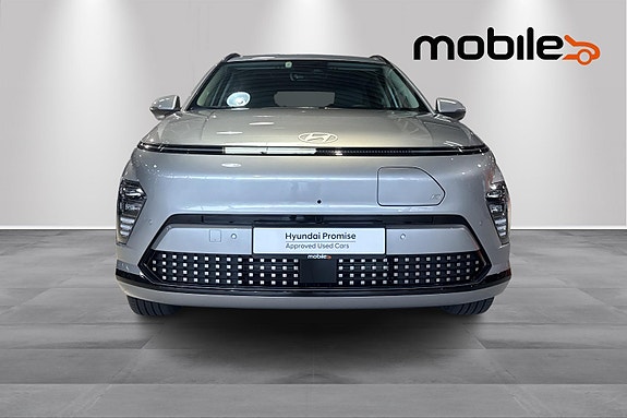 Hyundai Kona 18 of 24