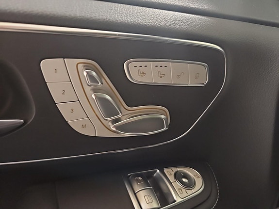 Mercedes-Benz V250 d 11 of 30