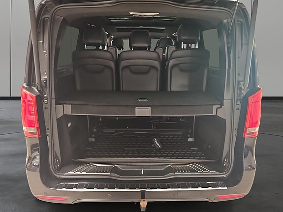 Mercedes-Benz V250 d 27 of 30