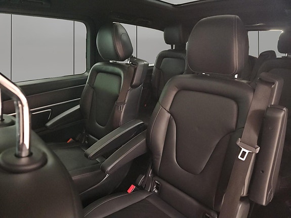 Mercedes-Benz V250 d 26 of 30