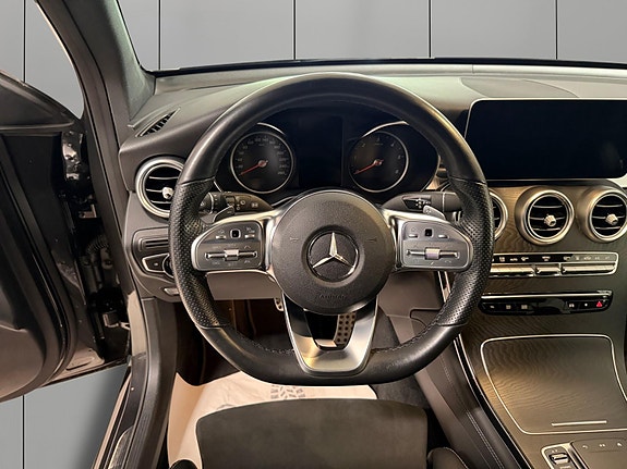 Mercedes-Benz GLC220 d 14 of 30