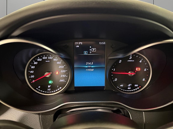 Mercedes-Benz GLC220 d 17 of 30