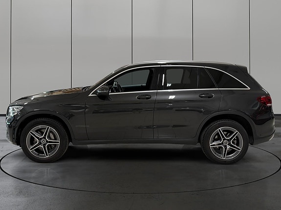 Mercedes-Benz GLC220 d 2 of 30
