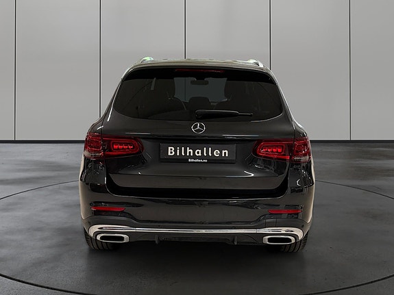 Mercedes-Benz GLC220 d 4 of 30