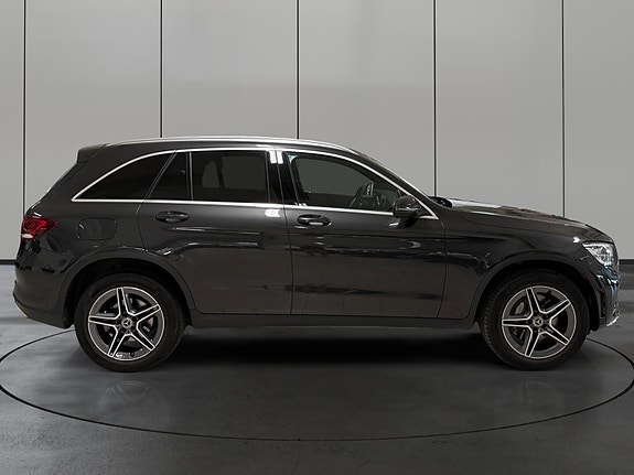 Mercedes-Benz GLC220 d 6 of 30