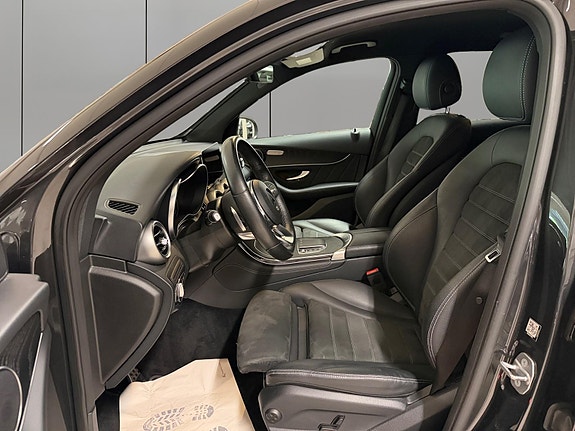 Mercedes-Benz GLC220 d 10 of 30
