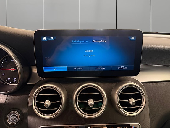 Mercedes-Benz GLC220 d 22 of 30