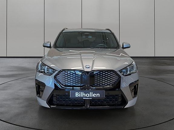 BMW iX2 6 of 30
