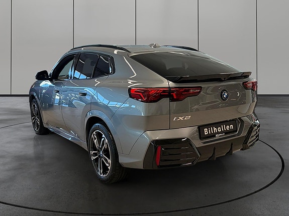 BMW iX2 3 of 30