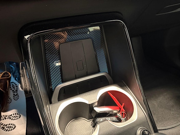 BMW iX2 30 of 30