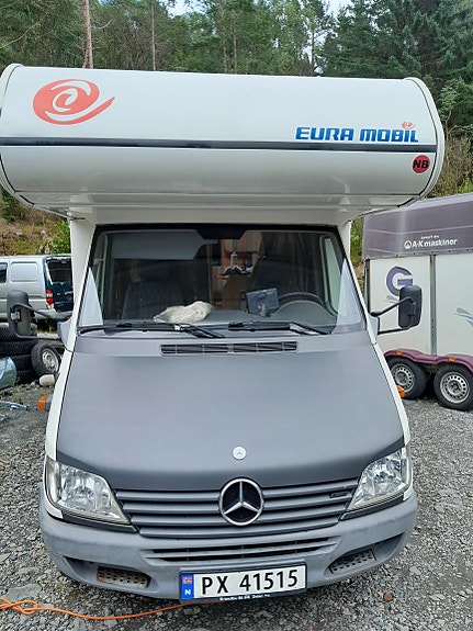 Mercedes-Benz Eura Mobil 6 of 30