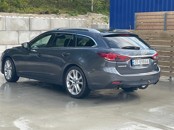Mazda 6 5 of 5