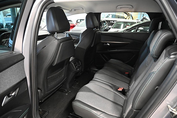 Peugeot 5008 30 of 30