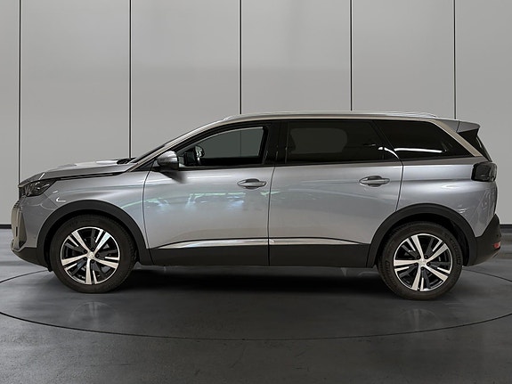 Peugeot 5008 2 of 30