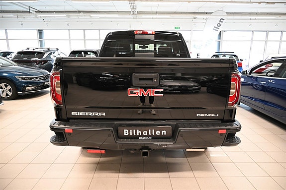 GMC Sierra 4 of 30