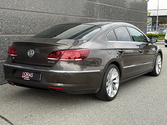 Volkswagen CC 3 of 5