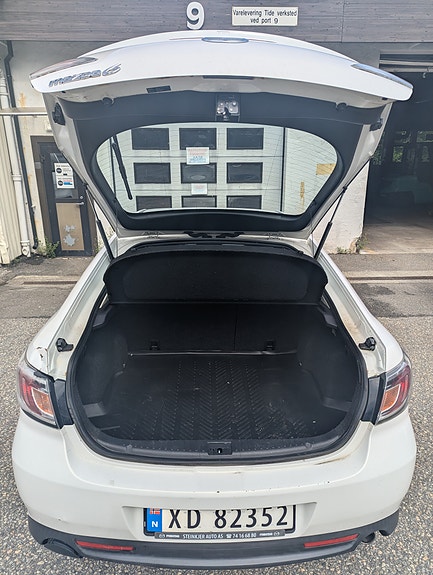 Mazda 6 5 of 5