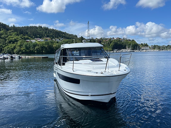 Jeanneau Merry Fisher 895, Litihum, Offshore pakke, elektrisk ankervinsj akter 5 of 30