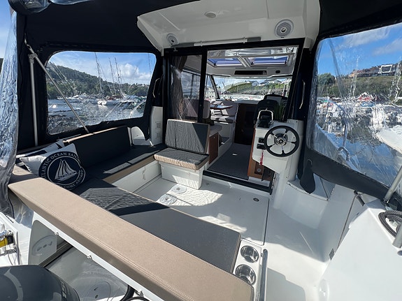 Jeanneau Merry Fisher 895, Litihum, Offshore pakke, elektrisk ankervinsj akter 14 of 30