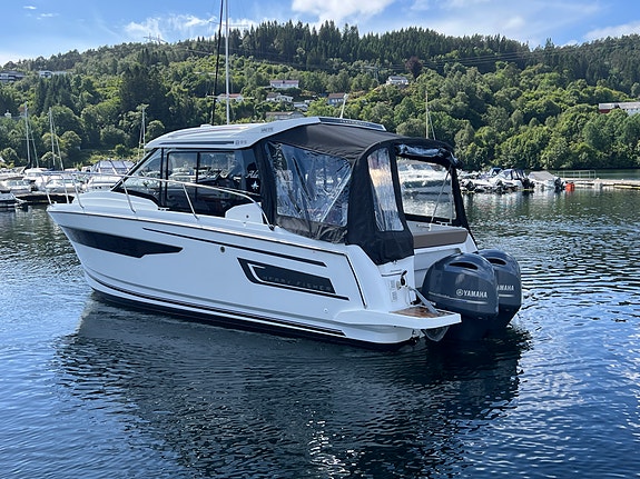 Jeanneau Merry Fisher 895, Litihum, Offshore pakke, elektrisk ankervinsj akter 9 of 30