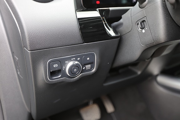 Mercedes-Benz EQA250 8 of 30