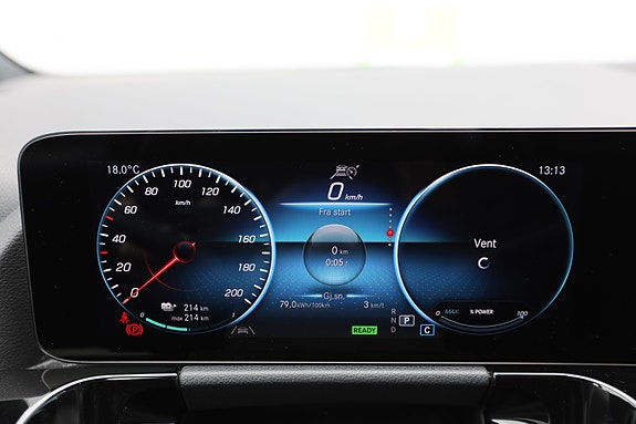 Mercedes-Benz EQA250 27 of 30