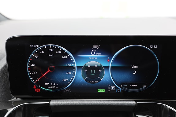 Mercedes-Benz EQA250 25 of 30