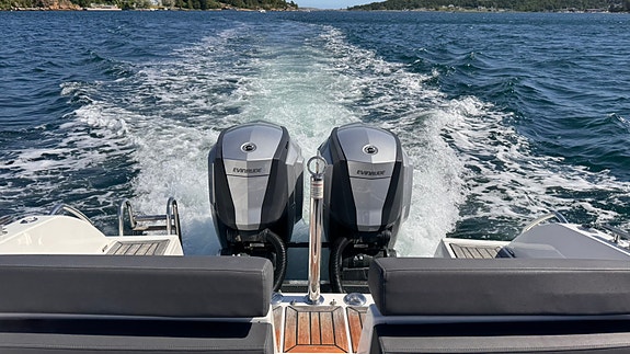Unik Nordkapp Noblesse 760 RS 2x200 5 of 22
