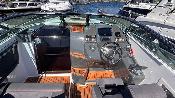 Unik Nordkapp Noblesse 760 RS 2x200 9 of 22