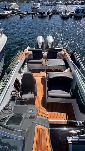 Unik Nordkapp Noblesse 760 RS 2x200 2 of 22