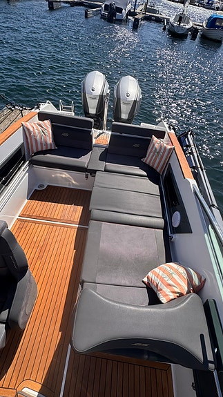 Unik Nordkapp Noblesse 760 RS 2x200 7 of 22