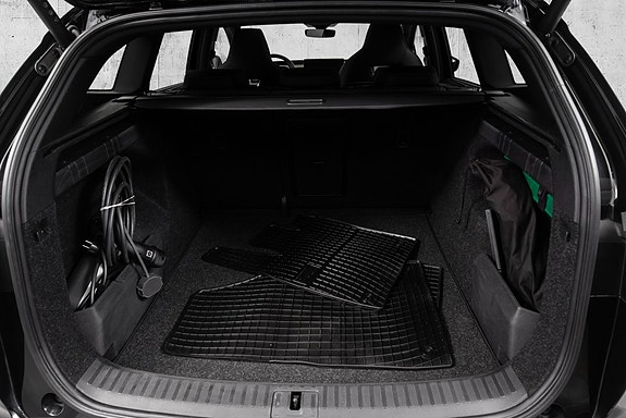Skoda Enyaq RS 9 of 30