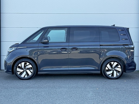 Volkswagen ID. Buzz 6 of 30