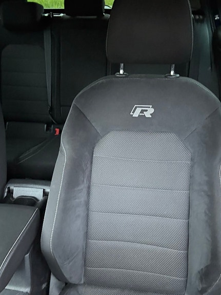 Volkswagen Golf VII 11 of 12