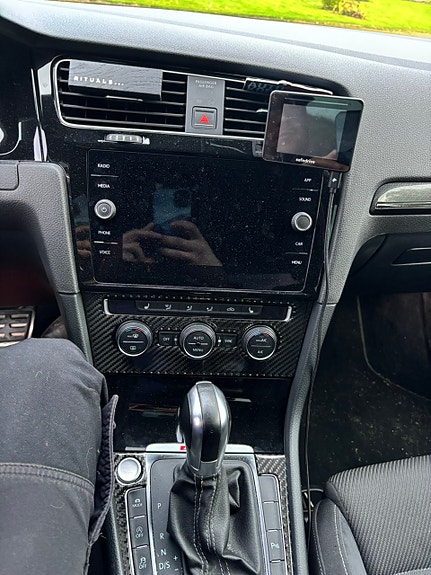 Volkswagen Golf VII 9 of 12