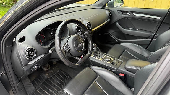 Audi A3 8 of 15