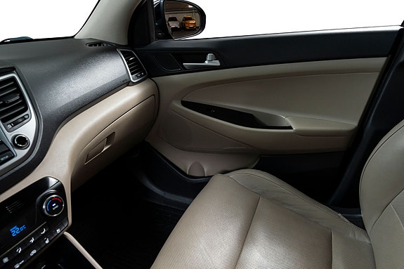 Hyundai Tucson 18 of 30