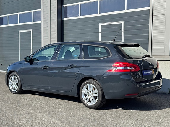 Peugeot 308 SW 10 of 30