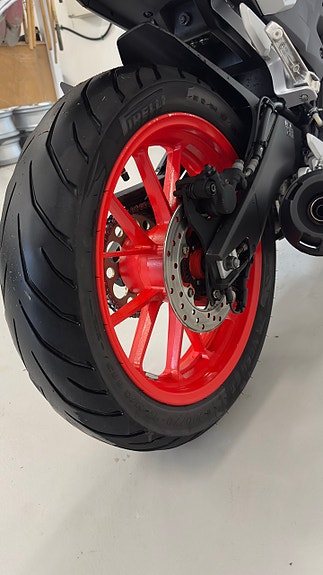 Yamaha MT-125 20 of 28