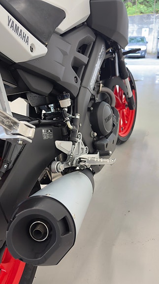 Yamaha MT-125 18 of 28