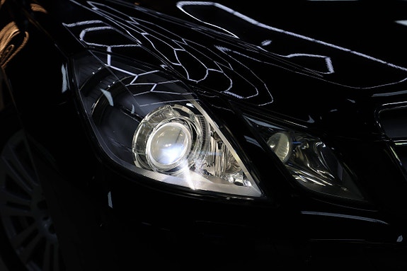 Mercedes-Benz E220 d 18 of 30